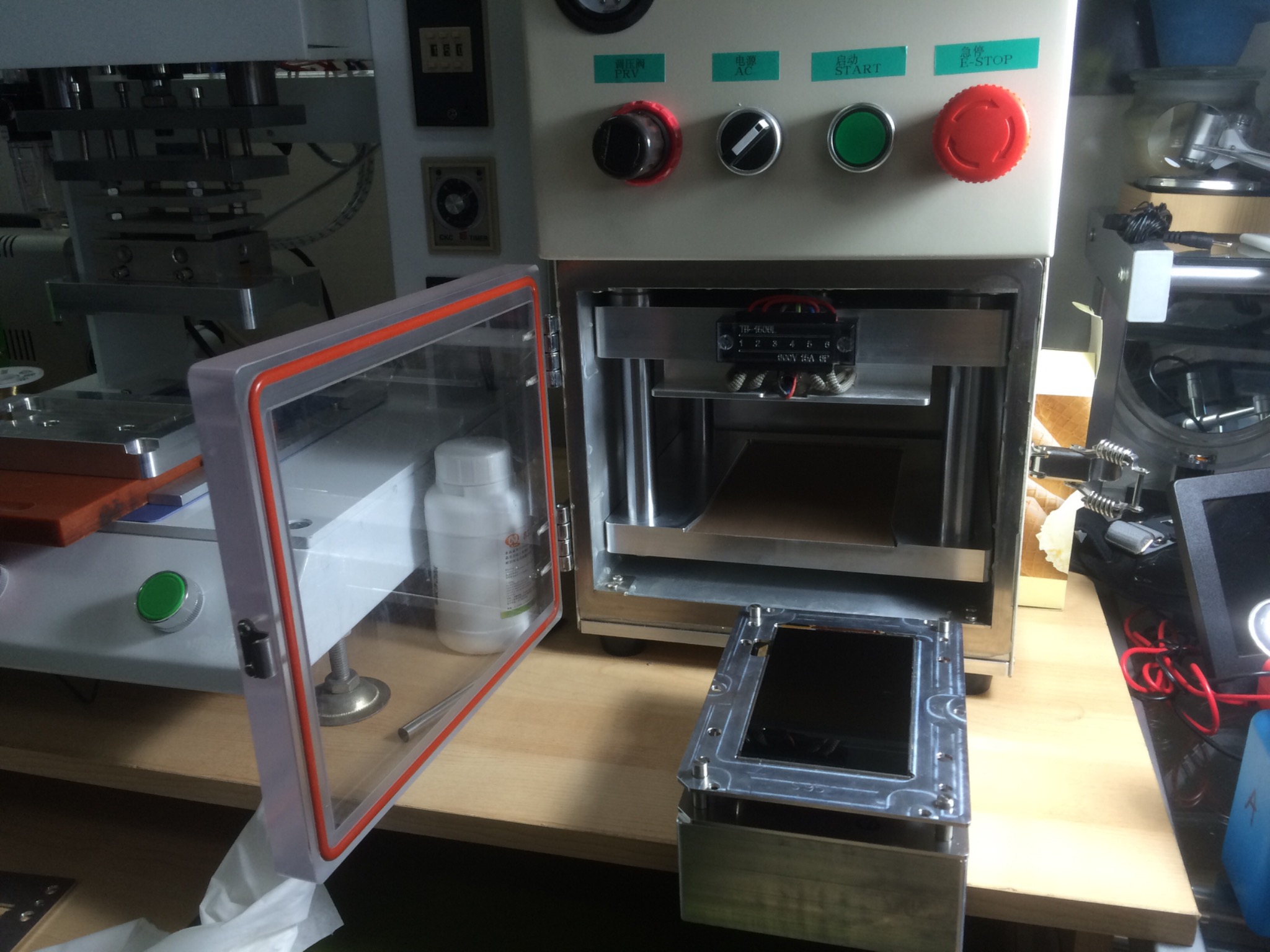 Repair equipment at SpeedJOBS
